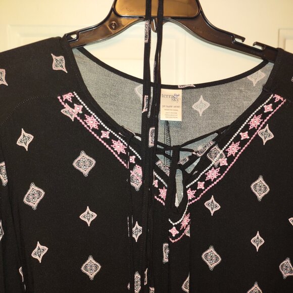 Terra & Sky Dress NEW 1x or 3x Available - Picture 3 of 3